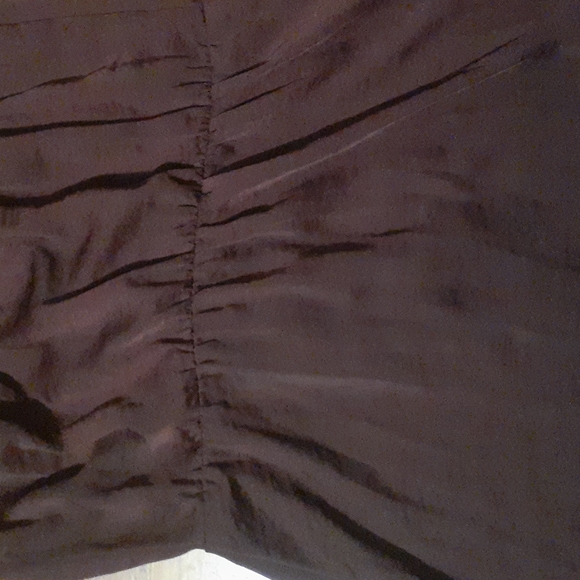 Banana Republic Strapless dress UGC color Burgundy - Picture 4 of 5